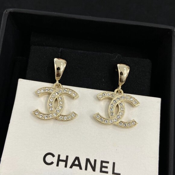 Chanel Crystal-Embellished CC Dangling Earrings Auth - Picture 2 of 5